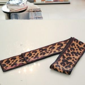 Louis Vuitton Leopard Bag scarf